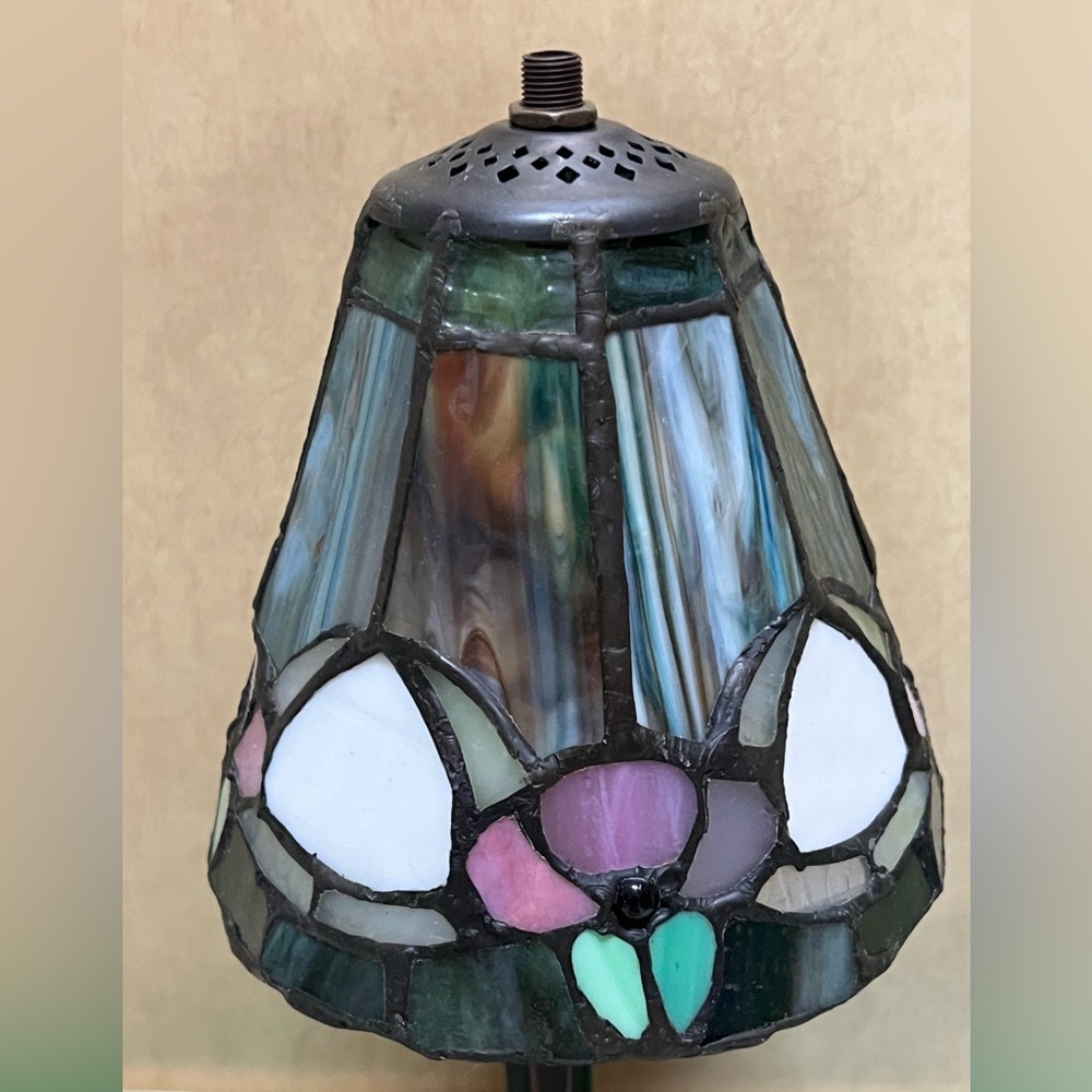 Handcrafted Stained Glass Table Lamp in Green & Pink - Picture 3 of 15